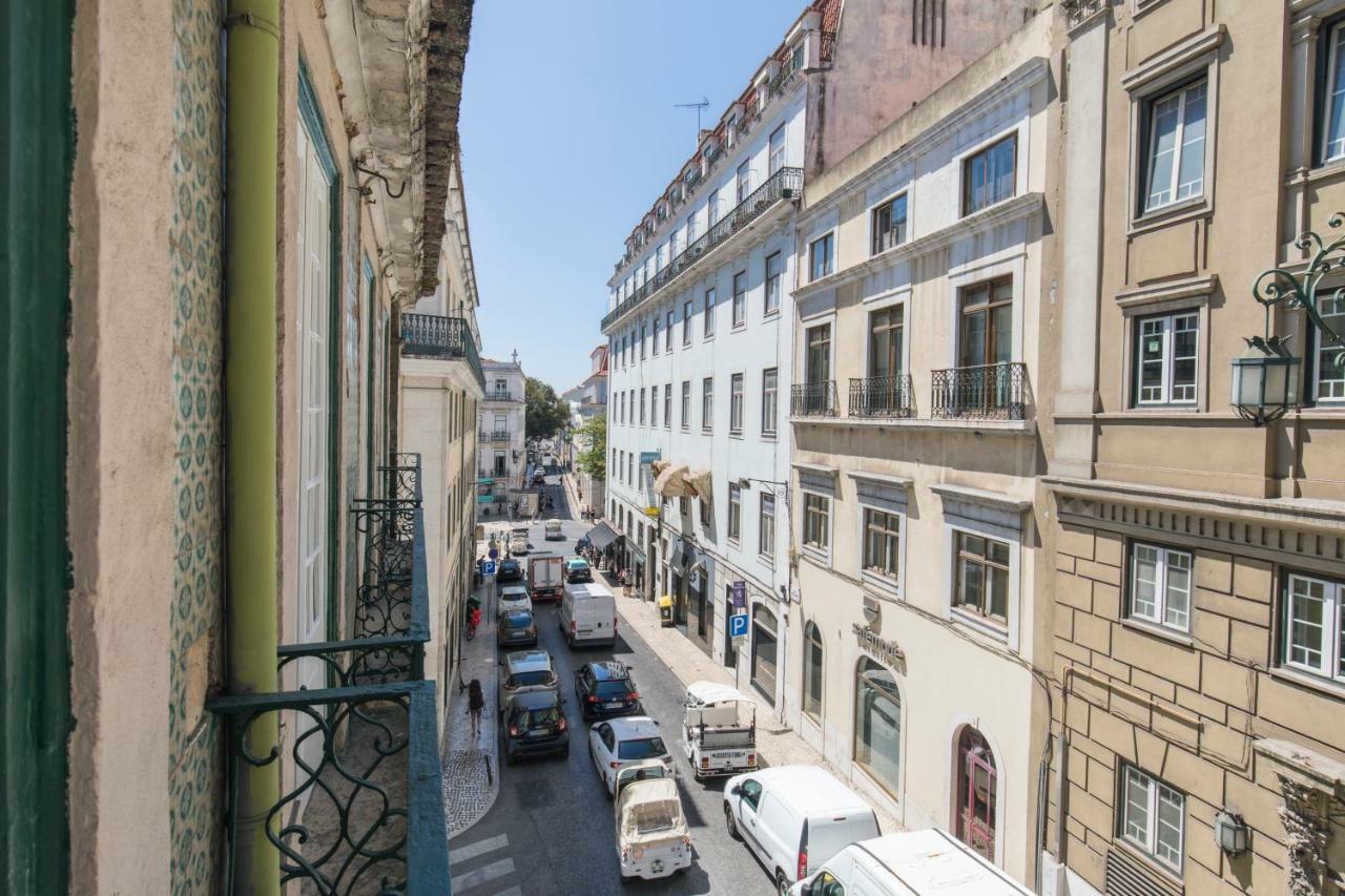 Blue Tiles In Center Lissabon