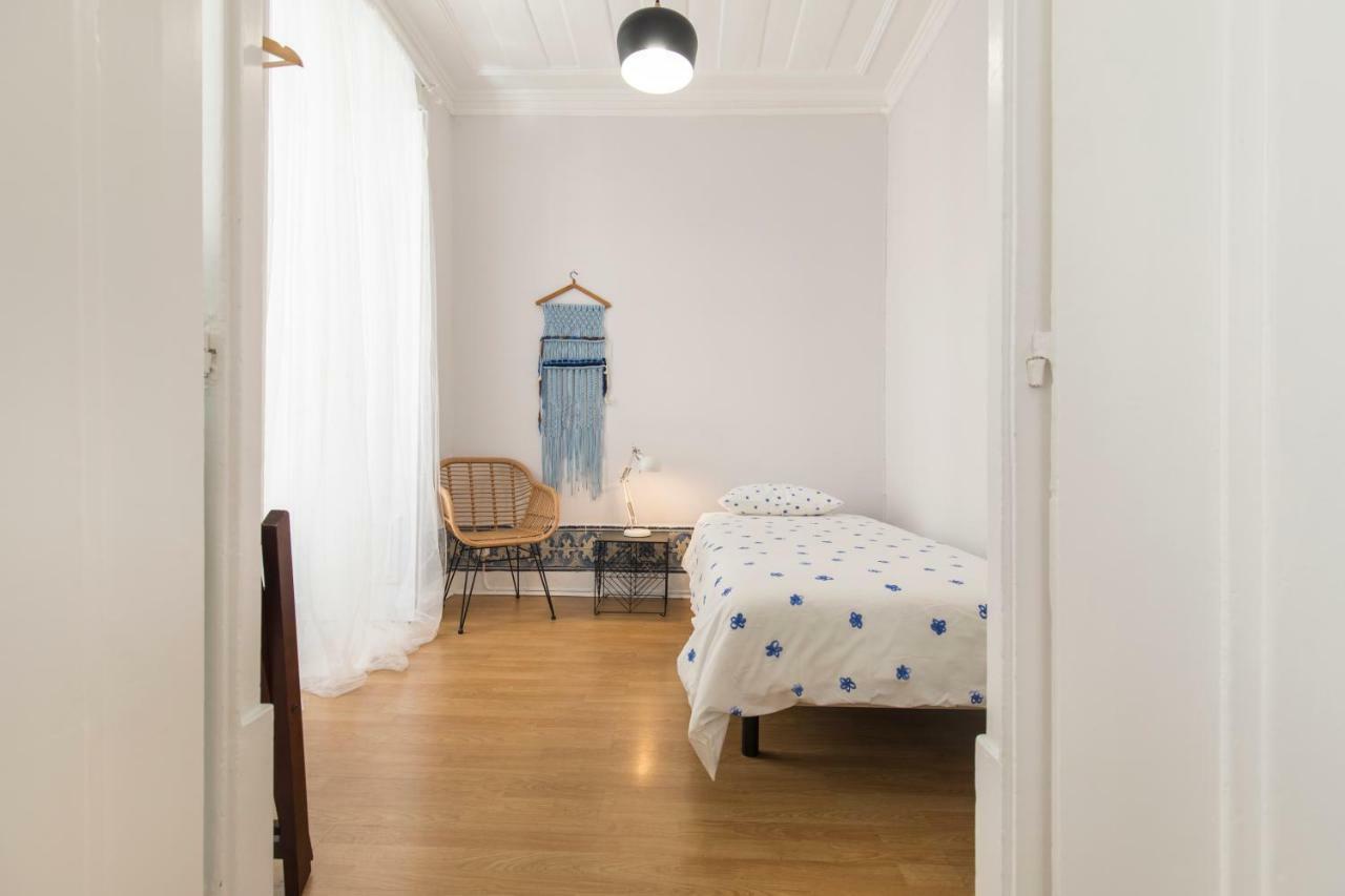 Blue Tiles In Center Lejlighed
